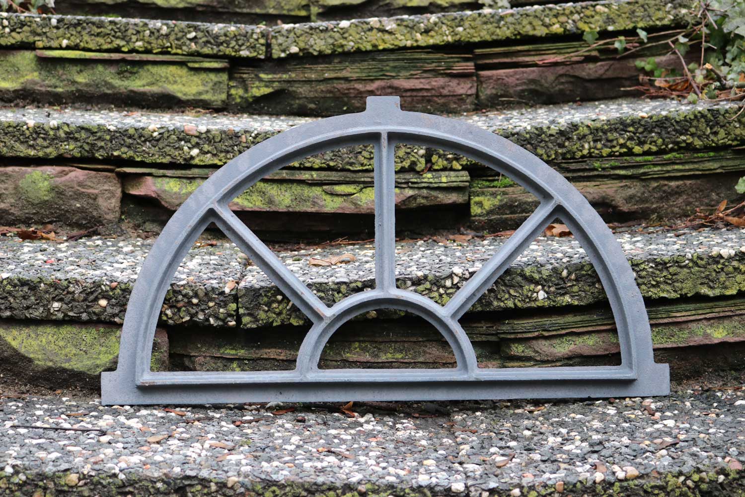 Stallfenster Fenster Scheunenfenster Eisen grau 63 x 34cm Antik-Stil